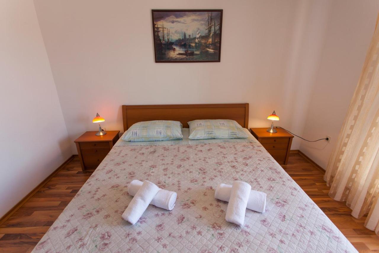 קרס Apartman Budimir1 מראה חיצוני תמונה